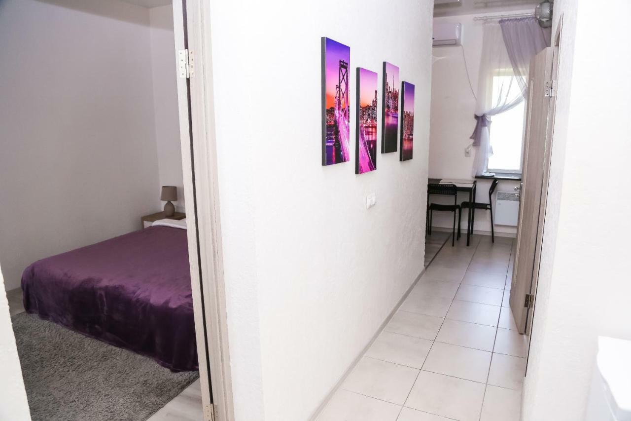Square Apartments Odessa Esterno foto